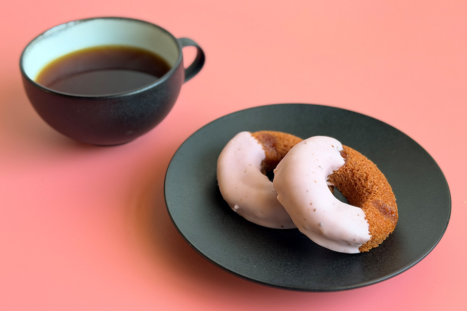 コーヒーとドーナツと