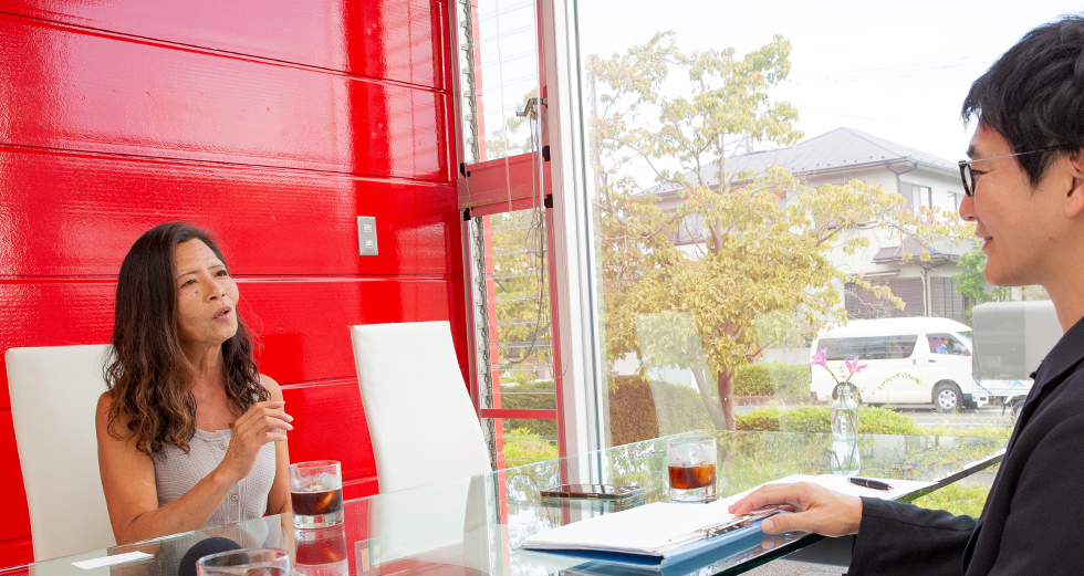 �Ԃ��ǂ���ۓI�ȃI�t�B�X�ŁA�O�Y���܂̂���܂ł̕��݂Ǝd���ւ̑z���������������������܂���